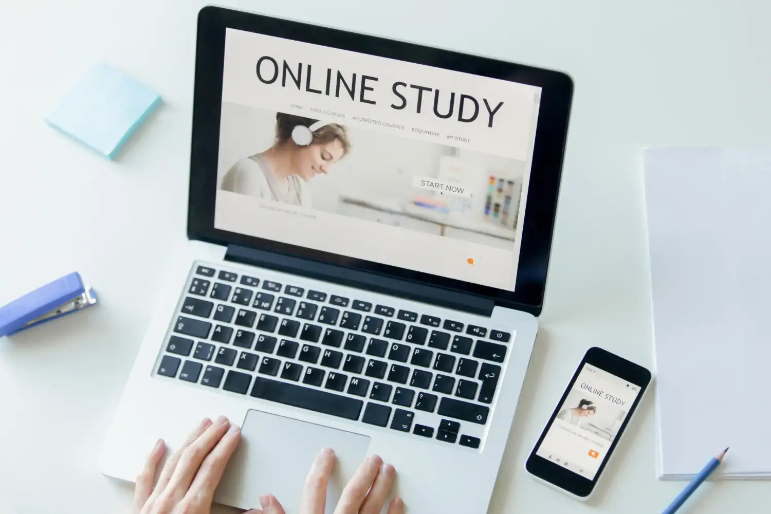AI-powered tools delivering personalized learning experiences for students in an educational setting